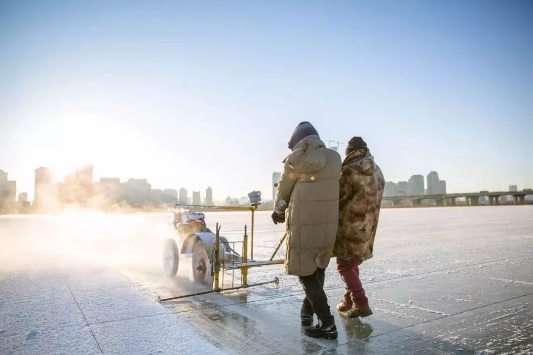鋸冰車采冰工(gong)具