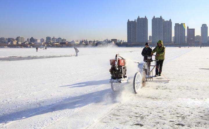 鋸冰(bīng)車采冰工具